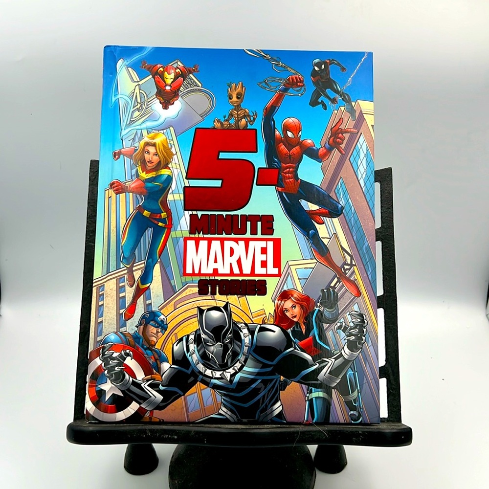 5-Minute Avengers Stories (5-Minute Stories) Ages 3 & Up